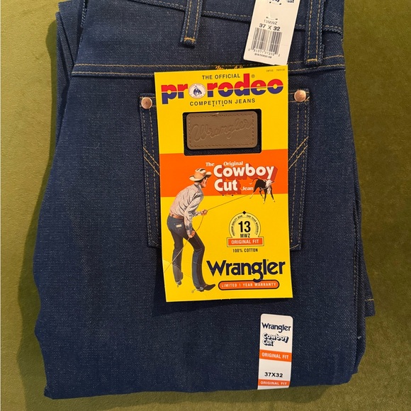 Wrangler Men's Dark Blue Rigid Cowboy Cut Jeans NWT Size 37x32 - Picture 3 of 7